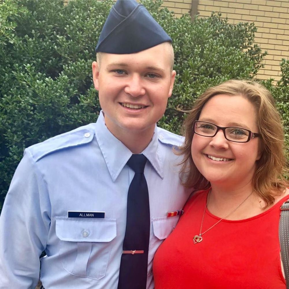 Meet your Posher, Becky